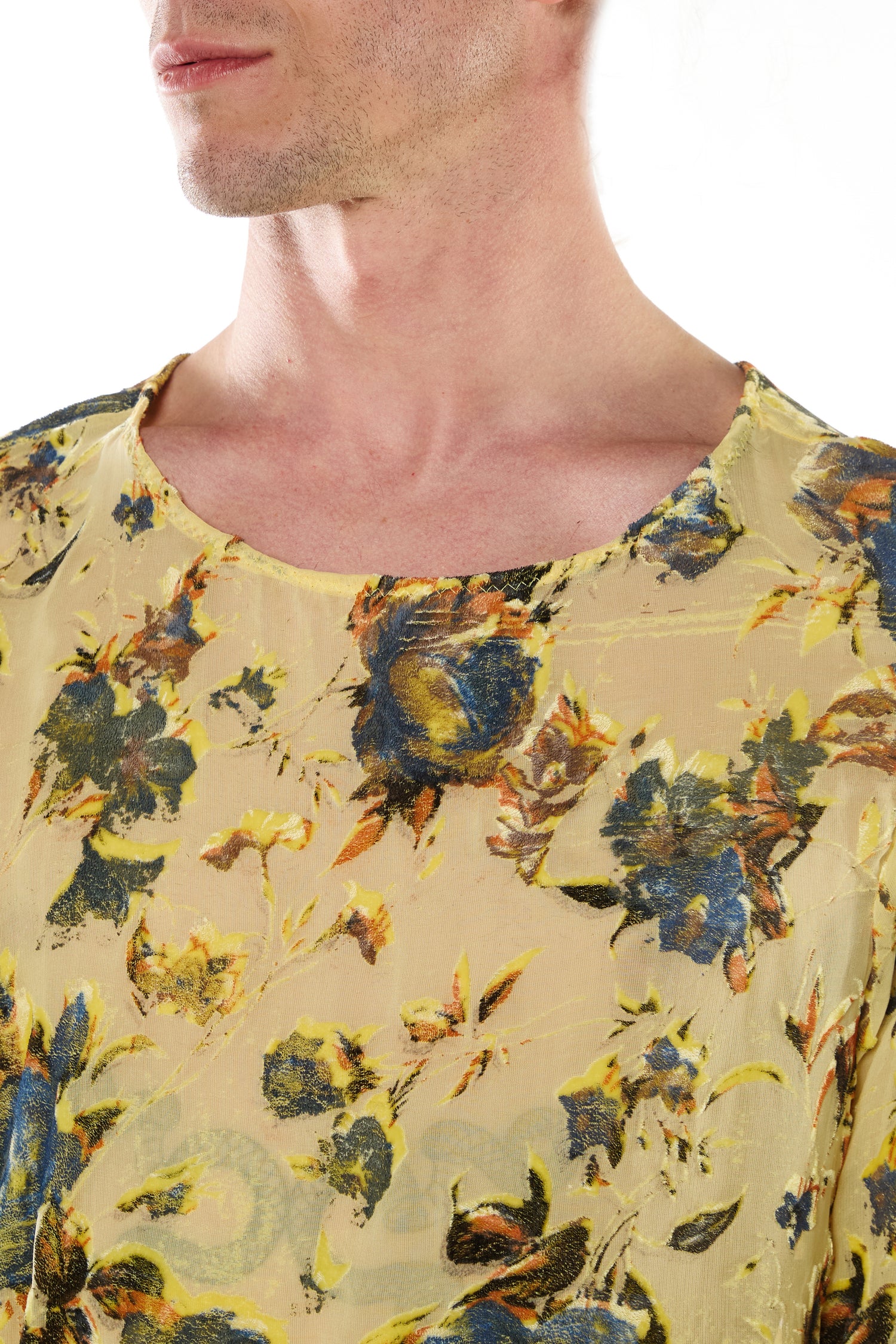 MAGLIA A MANICHE LUNGHE IN VELLUTO DEVORÉ DI SETA GIALLA
